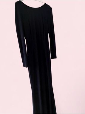 le château Navy Blue Long-Sleeve Maxi Gown